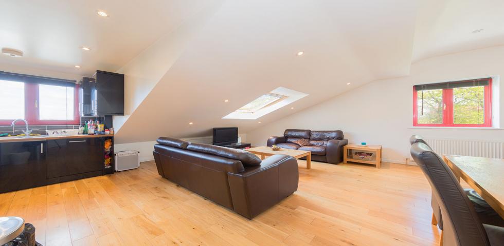 			3 Bedroom, 1 bath, 1 reception Apartment			 Redcroft Court, Iverson Road, WEST HAMPSTEAD